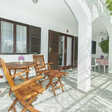 Apartment Maks - 2 Bedroom *