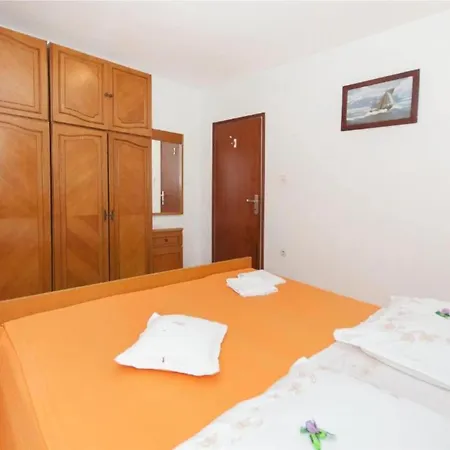 Maks - 2 Bedroom *
